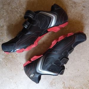 SPECIALIZED Mountain Bike Shoes.